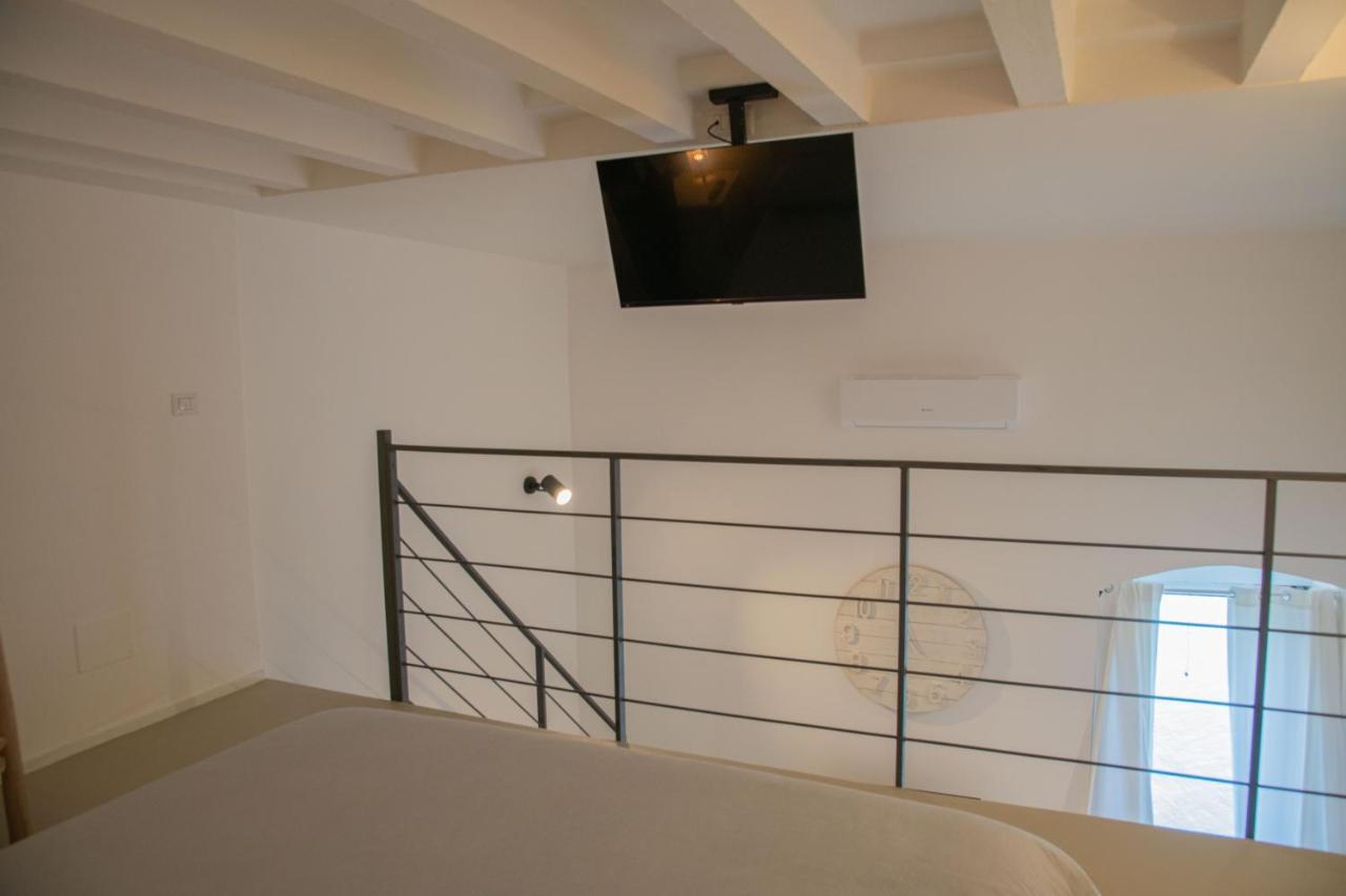 Апартаменти Casa Sant Orsola La Finestra Sul Mare Мольфетта Екстер'єр фото